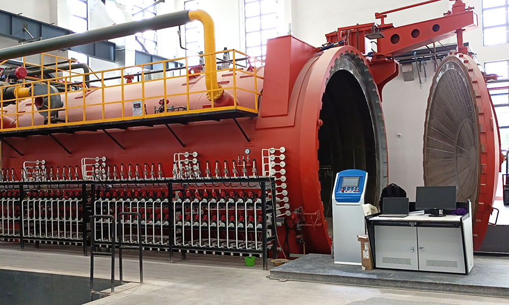 哈尔滨飞机工业集团有限责任金年会 φ3000x8000mm 250℃ 1
